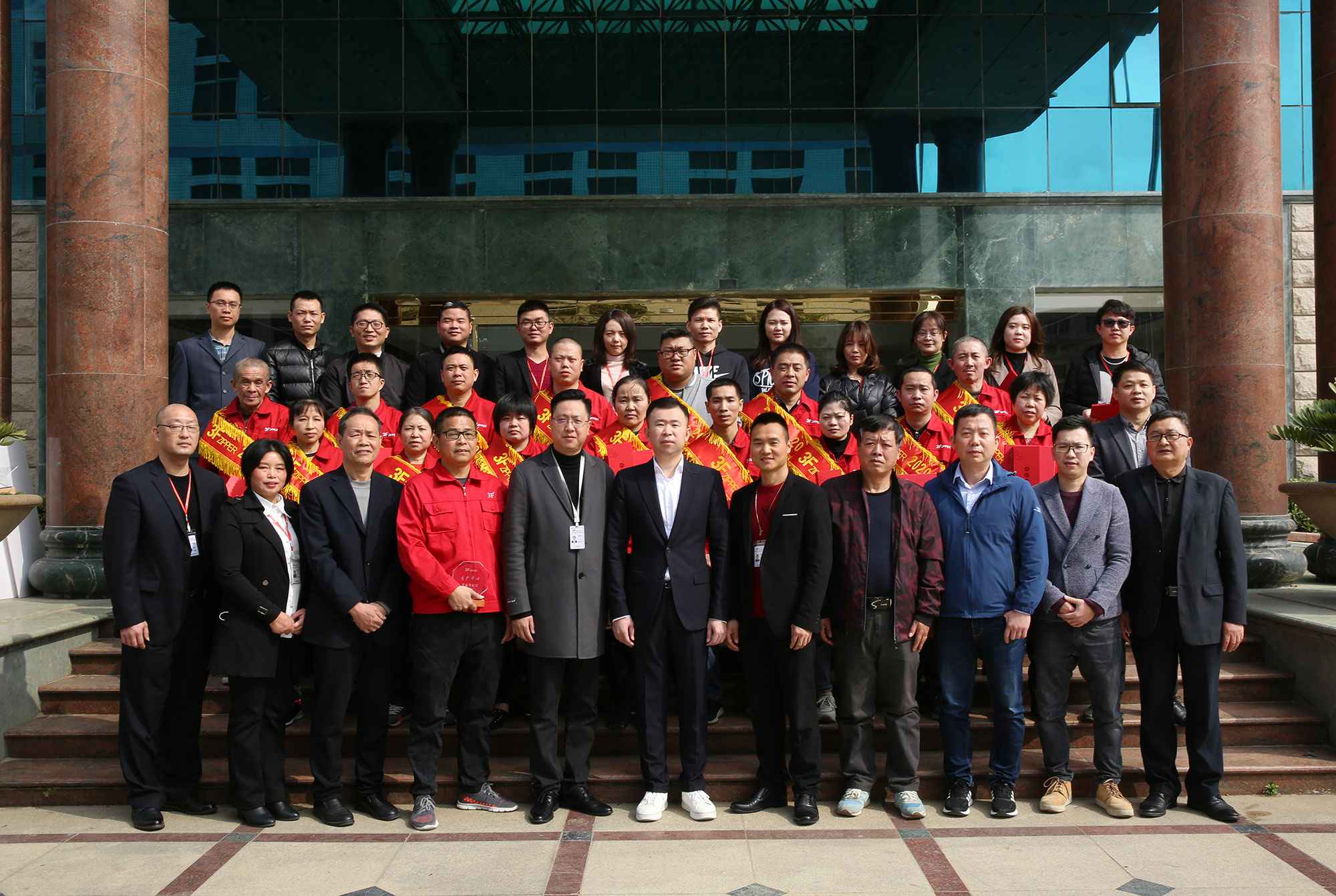 3F半岛平台在线登入-半岛(中国)召开2020年度经营总结暨表彰大会
